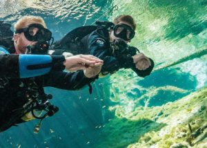 Padi Sidemount-Diver